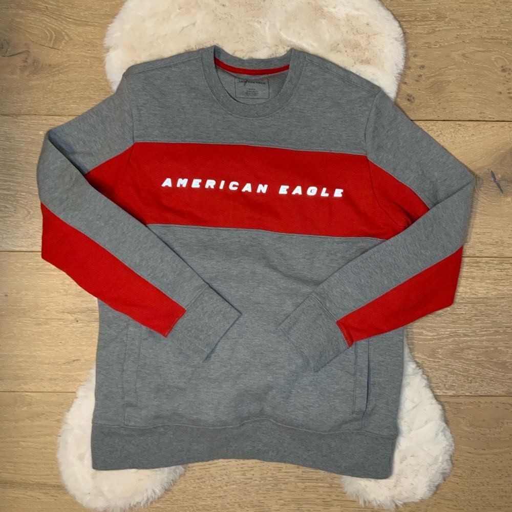 American Eagle Outfitter Crew Neck Sweater Size M